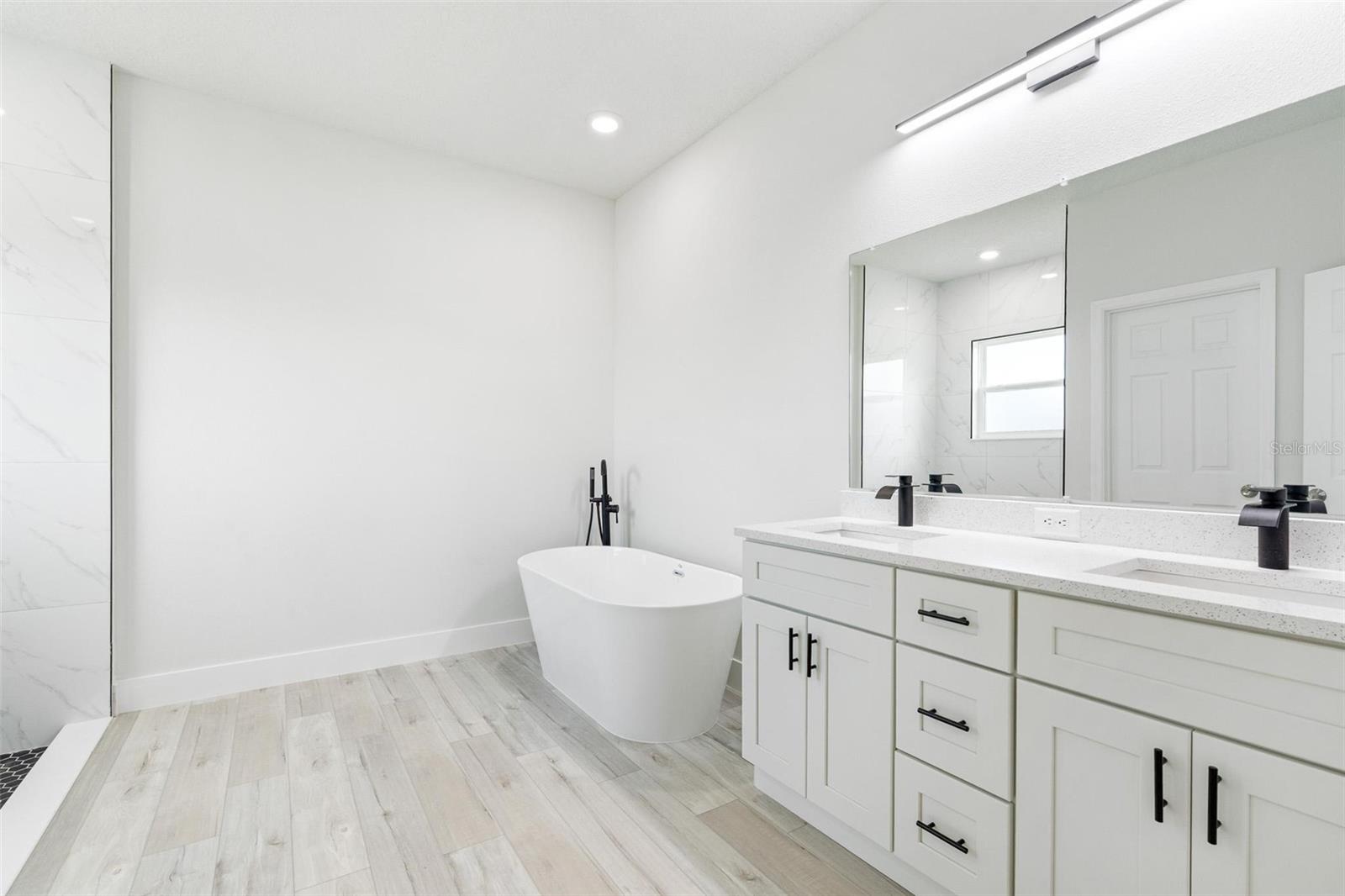 Image 35 of 44 For 2660 Sw 162nd Street Rd
