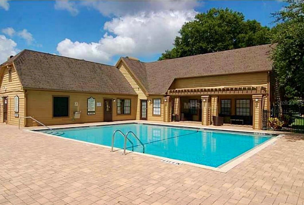 Image 3 of 10 For 390 Woodside Drive 202