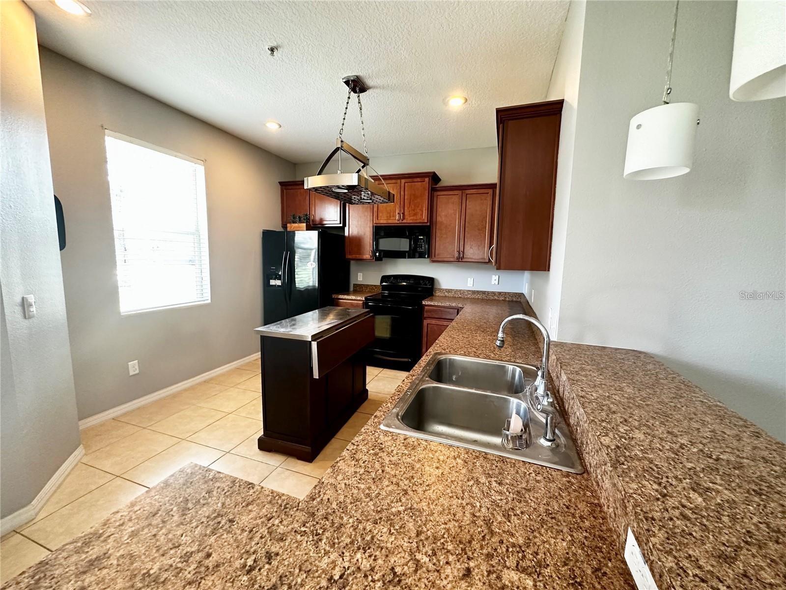 Image 8 of 19 For 15667 Boggy Oak Circle B