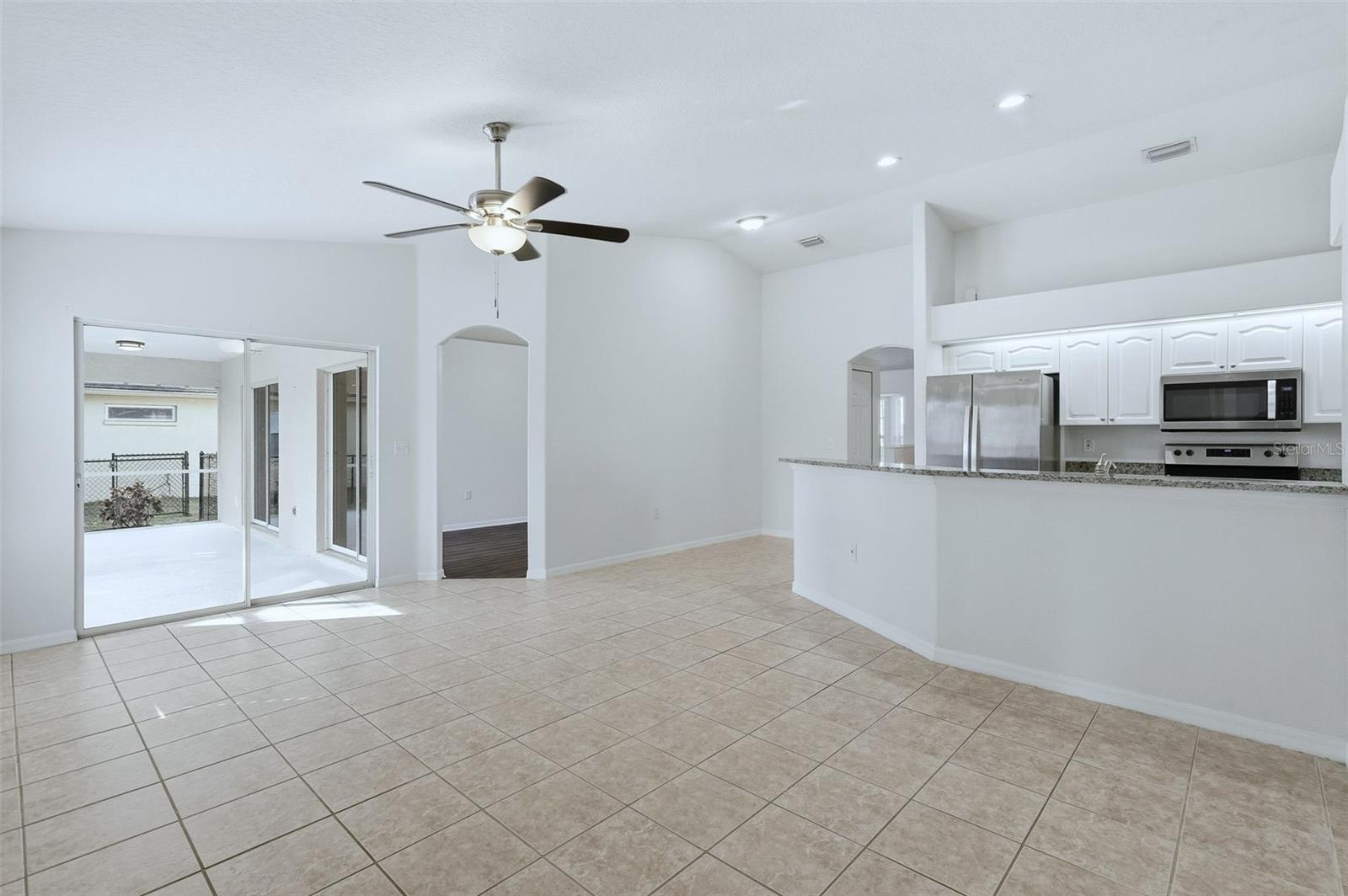 Image 16 of 31 For 5807 28th Street E