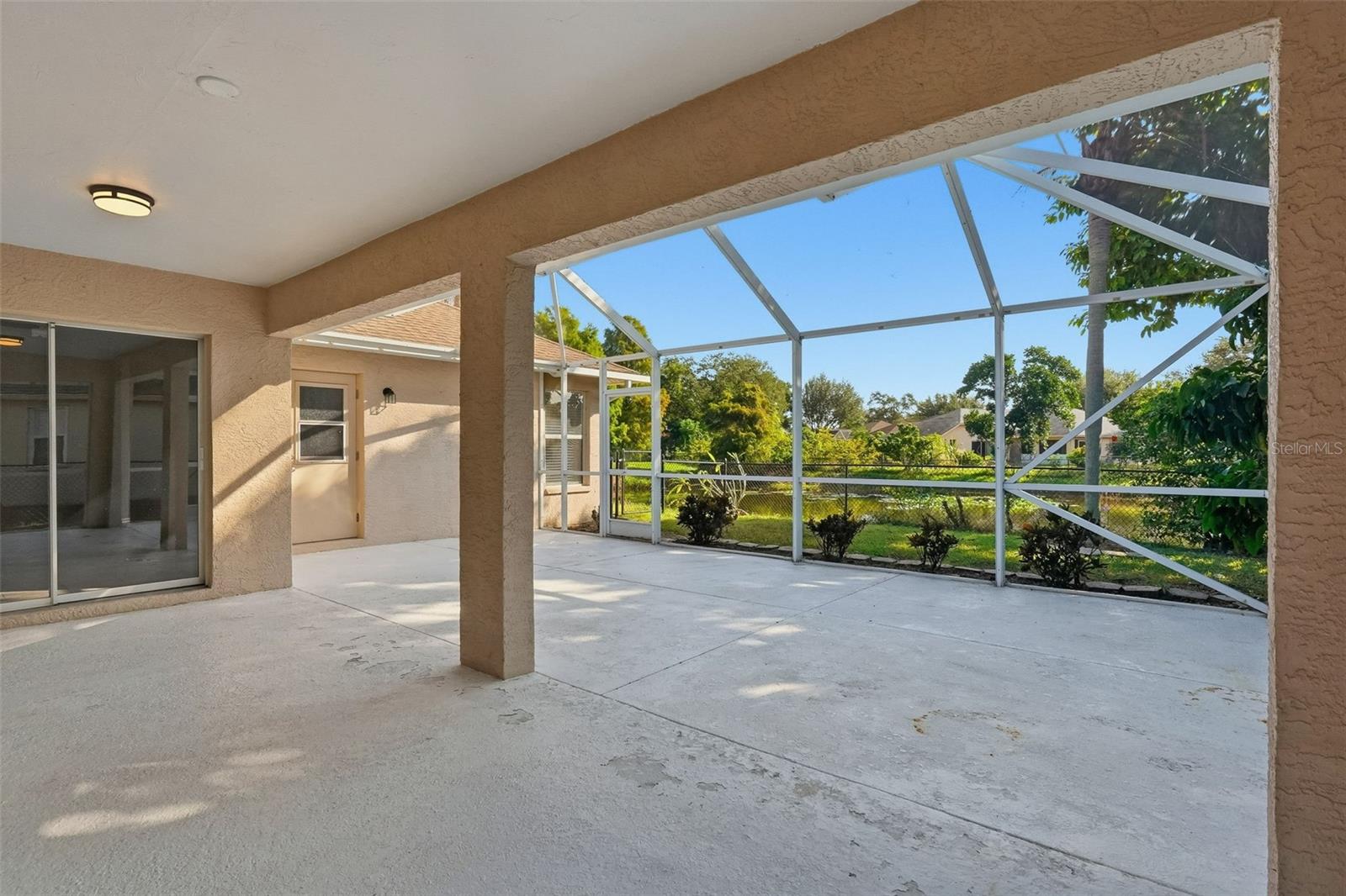 Image 27 of 31 For 5807 28th Street E