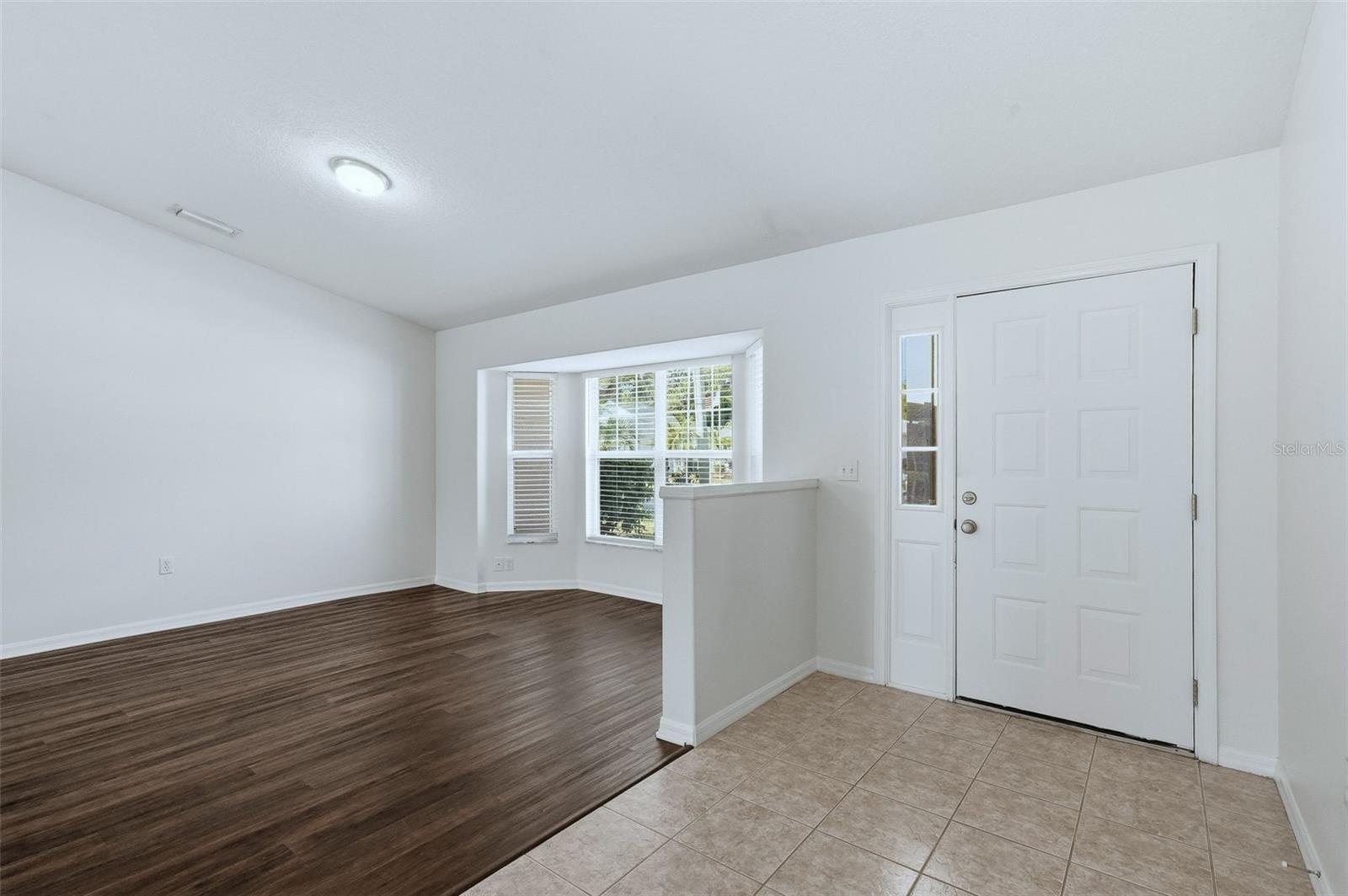 Image 8 of 31 For 5807 28th Street E