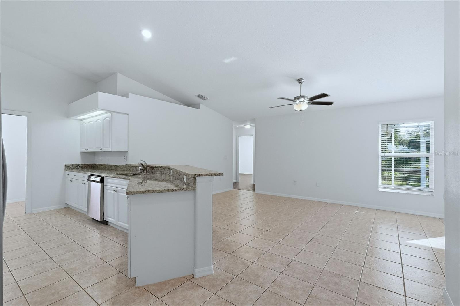 Image 9 of 31 For 5807 28th Street E