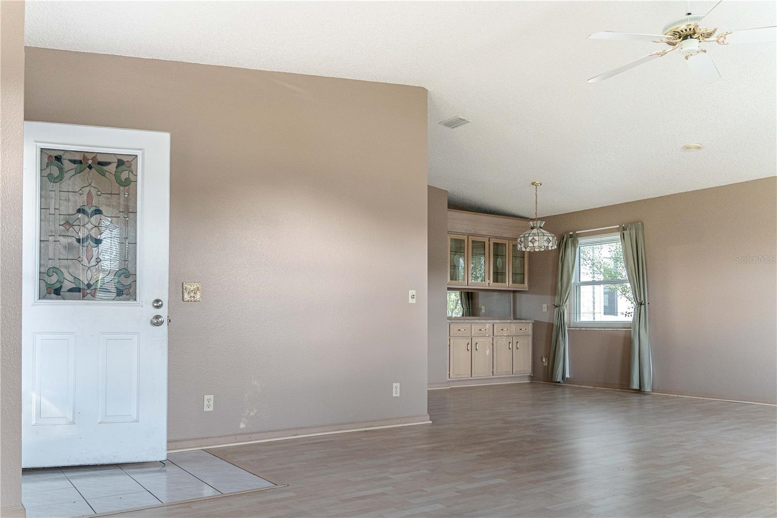 Image 10 of 58 For 1204 Maria Court