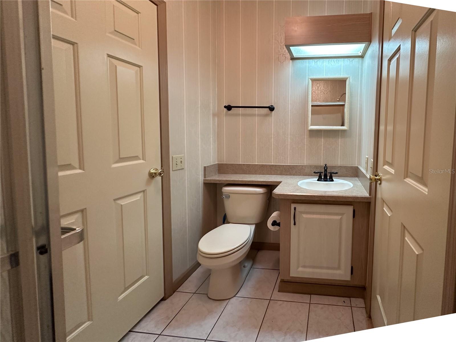 Image 17 of 58 For 1204 Maria Court