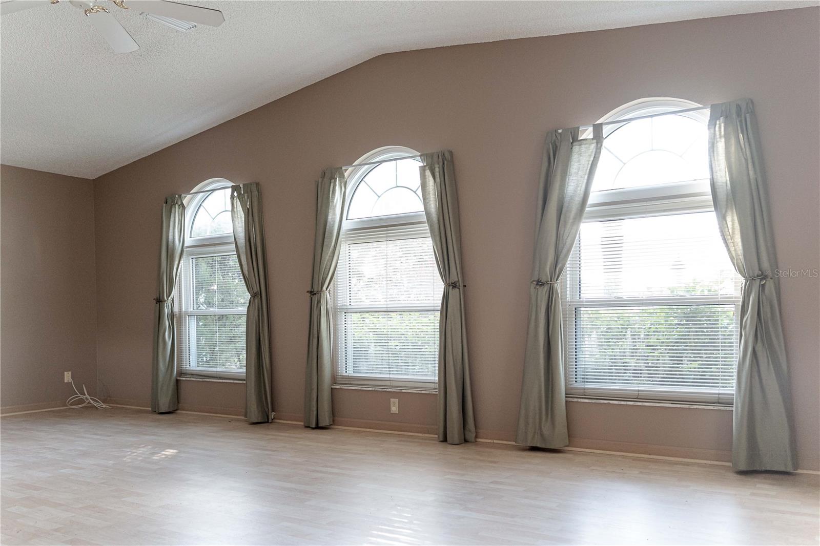Image 39 of 58 For 1204 Maria Court