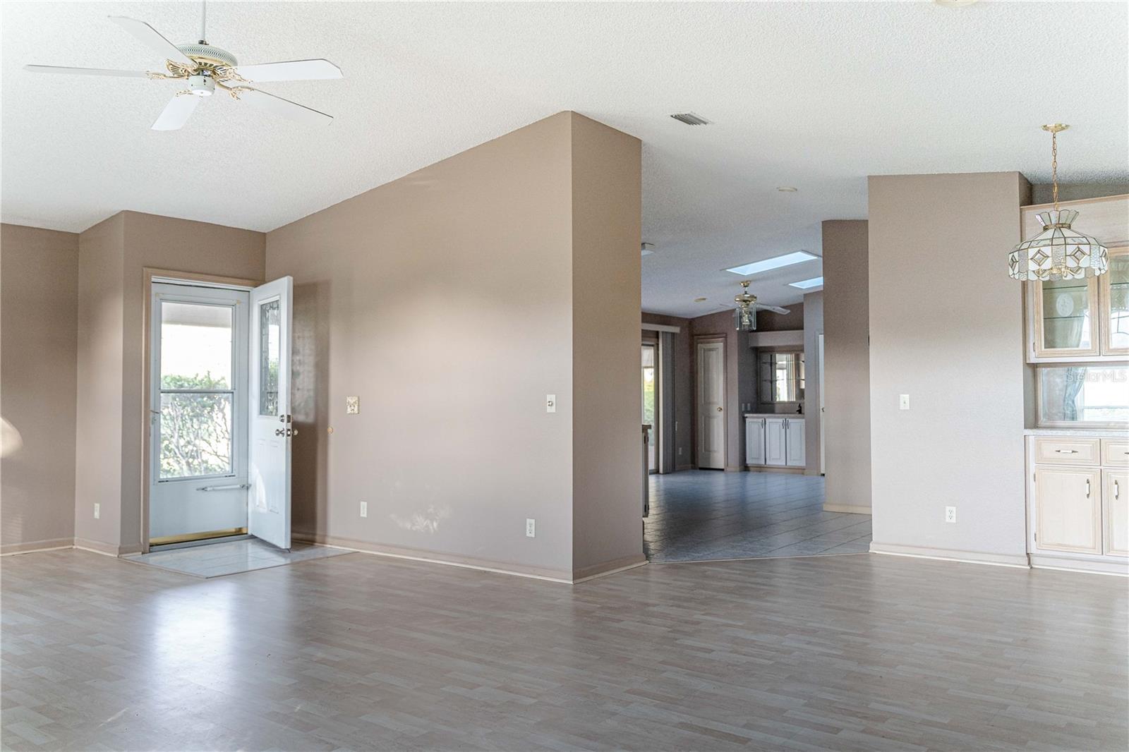 Image 8 of 58 For 1204 Maria Court