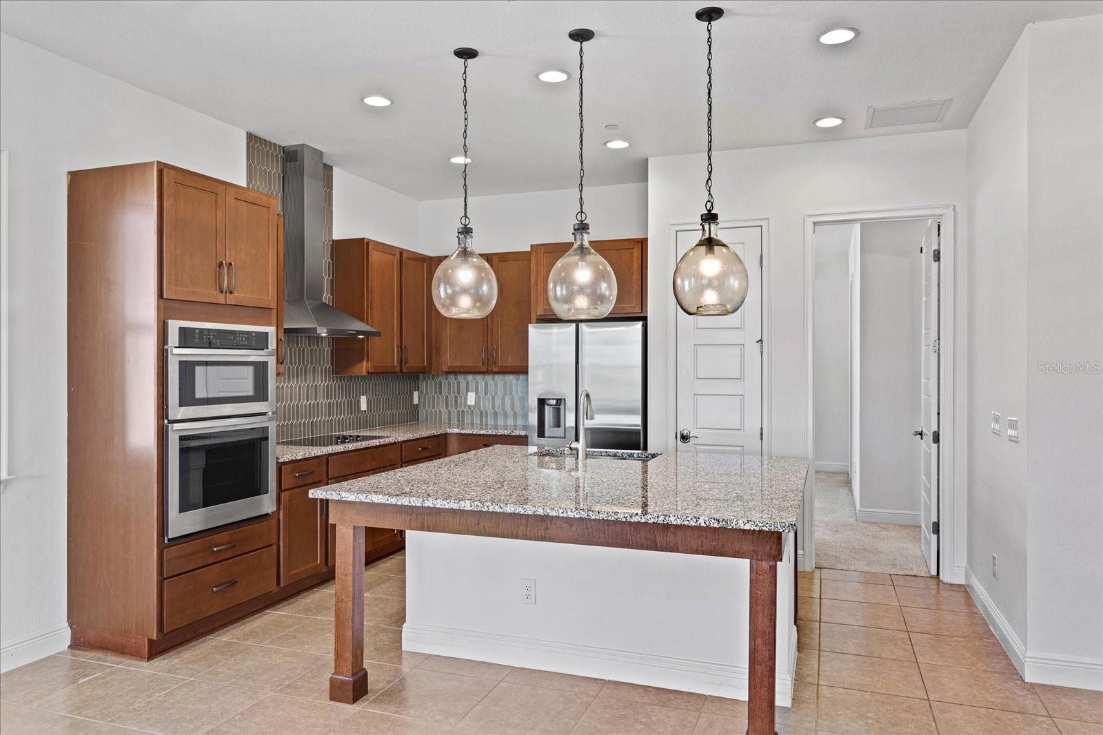 Image 5 of 30 For 13599 Larkton Lane