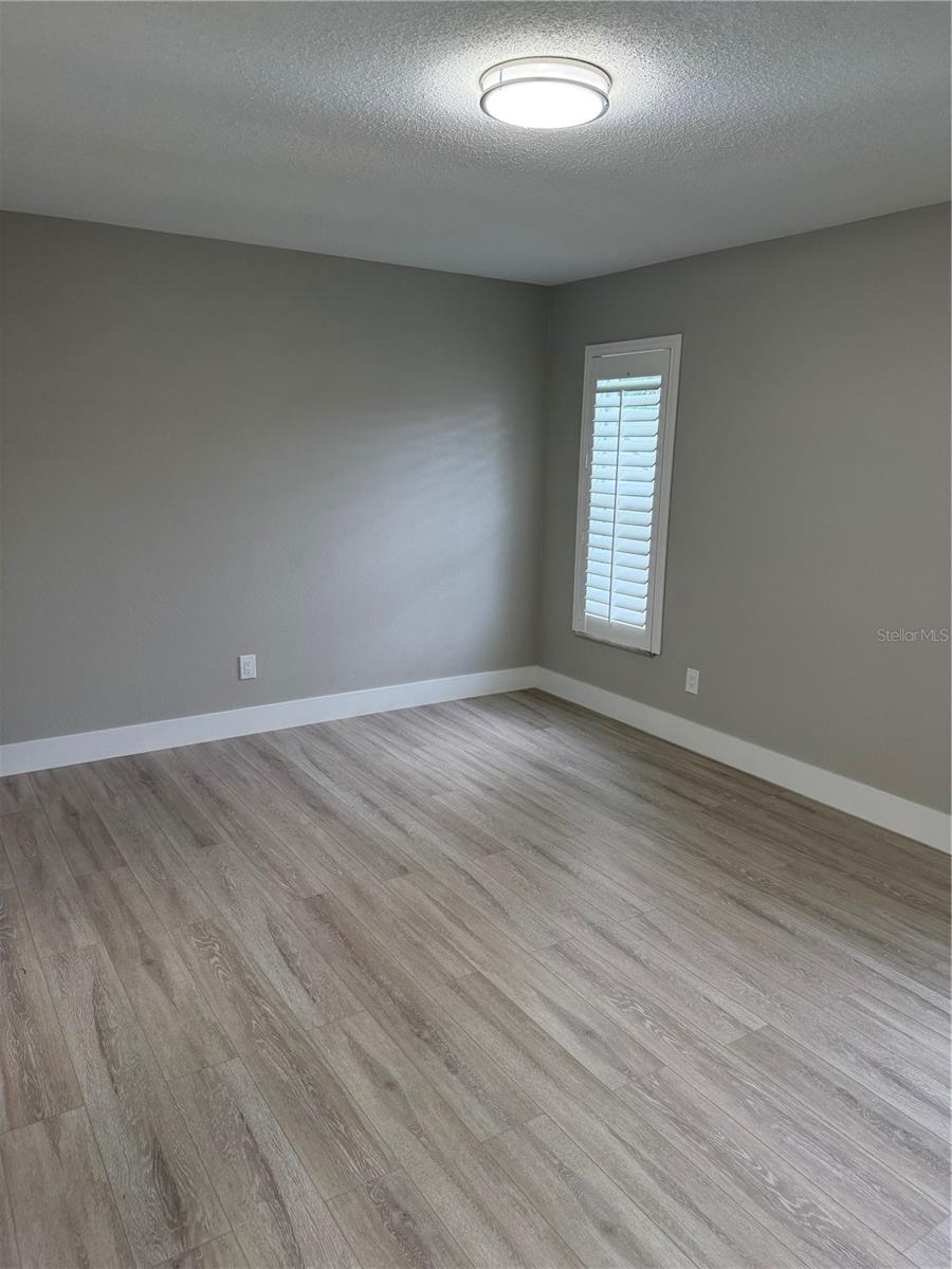 Image 18 of 27 For 1148 Galahad Drive