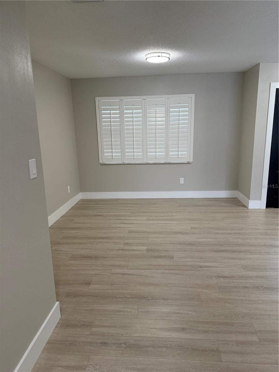 Image 4 of 27 For 1148 Galahad Drive