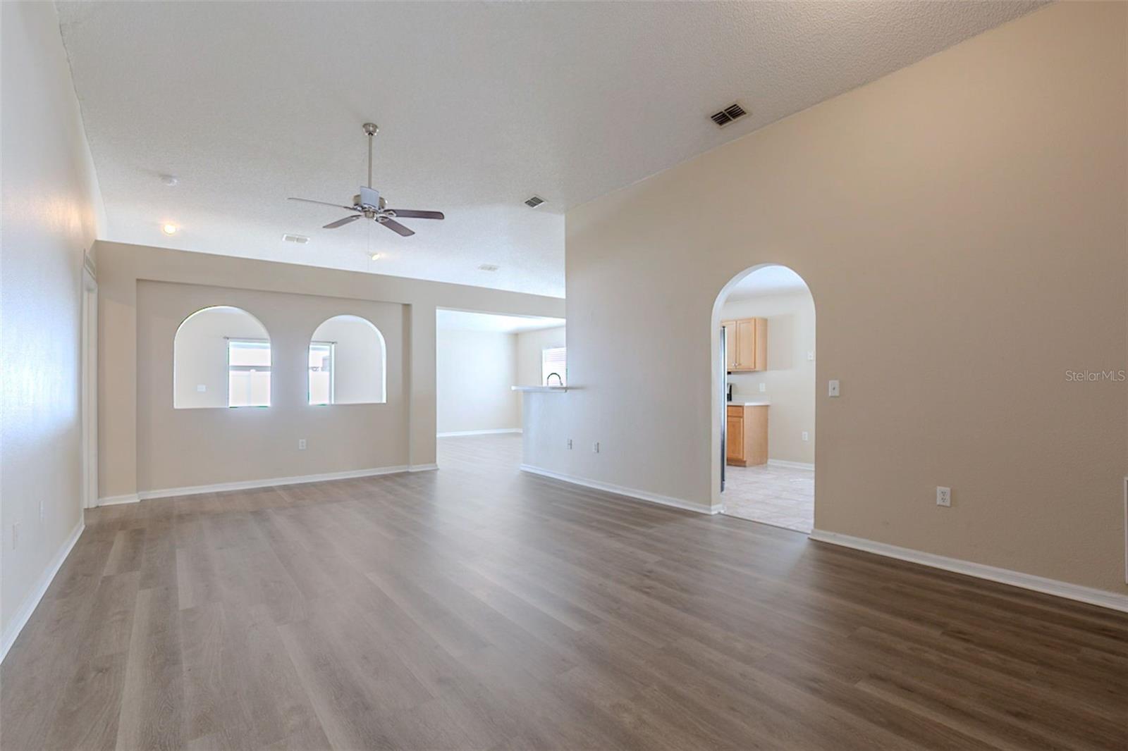 Image 14 of 38 For 12936 Bridleford Drive