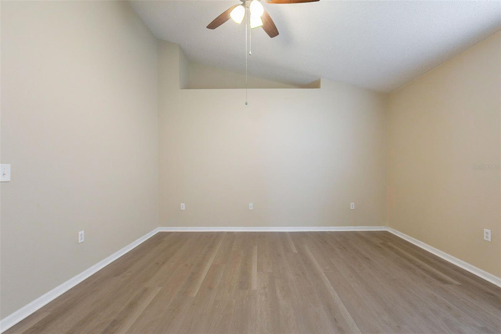 Image 28 of 38 For 12936 Bridleford Drive