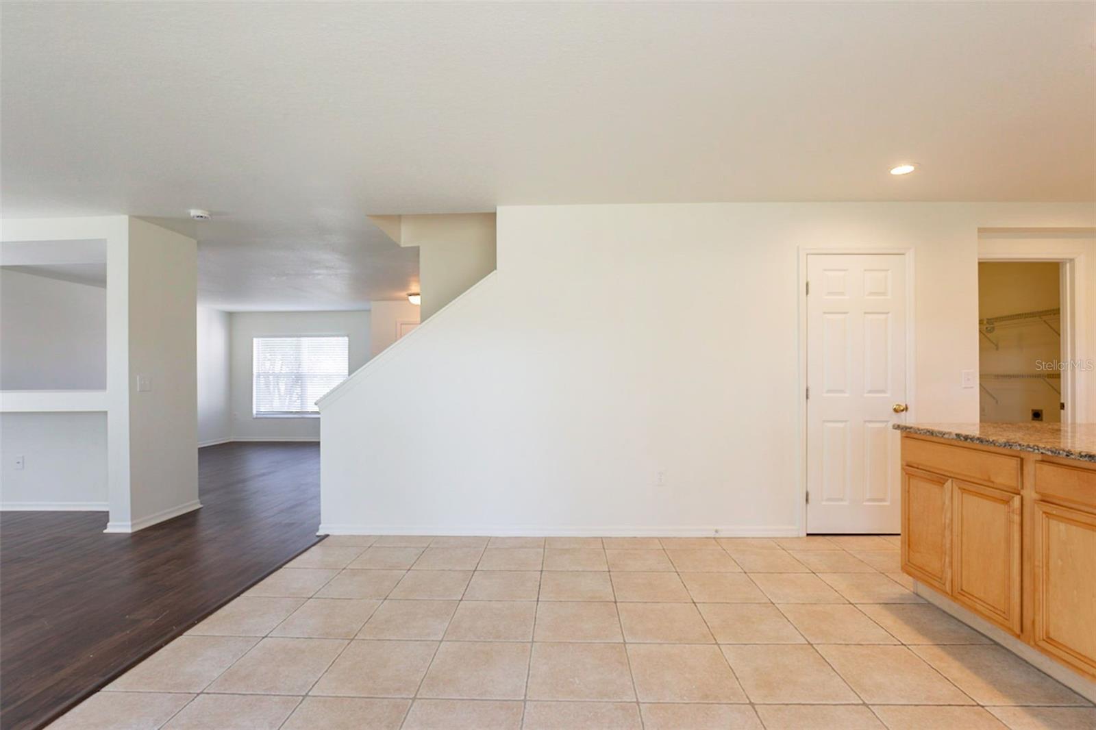 Image 6 of 45 For 6924 Lake Eaglebrooke Drive