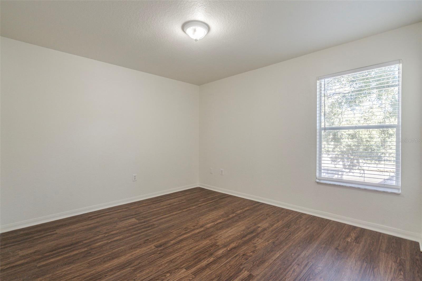 Image 17 of 31 For 2804 Spring Meadow Drive