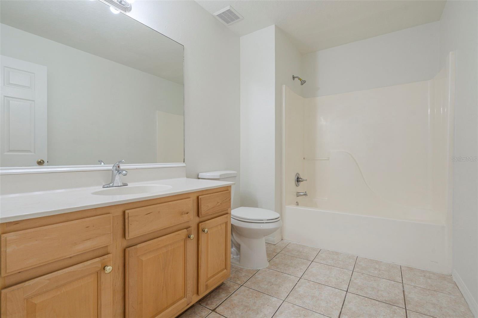 Image 21 of 31 For 2804 Spring Meadow Drive