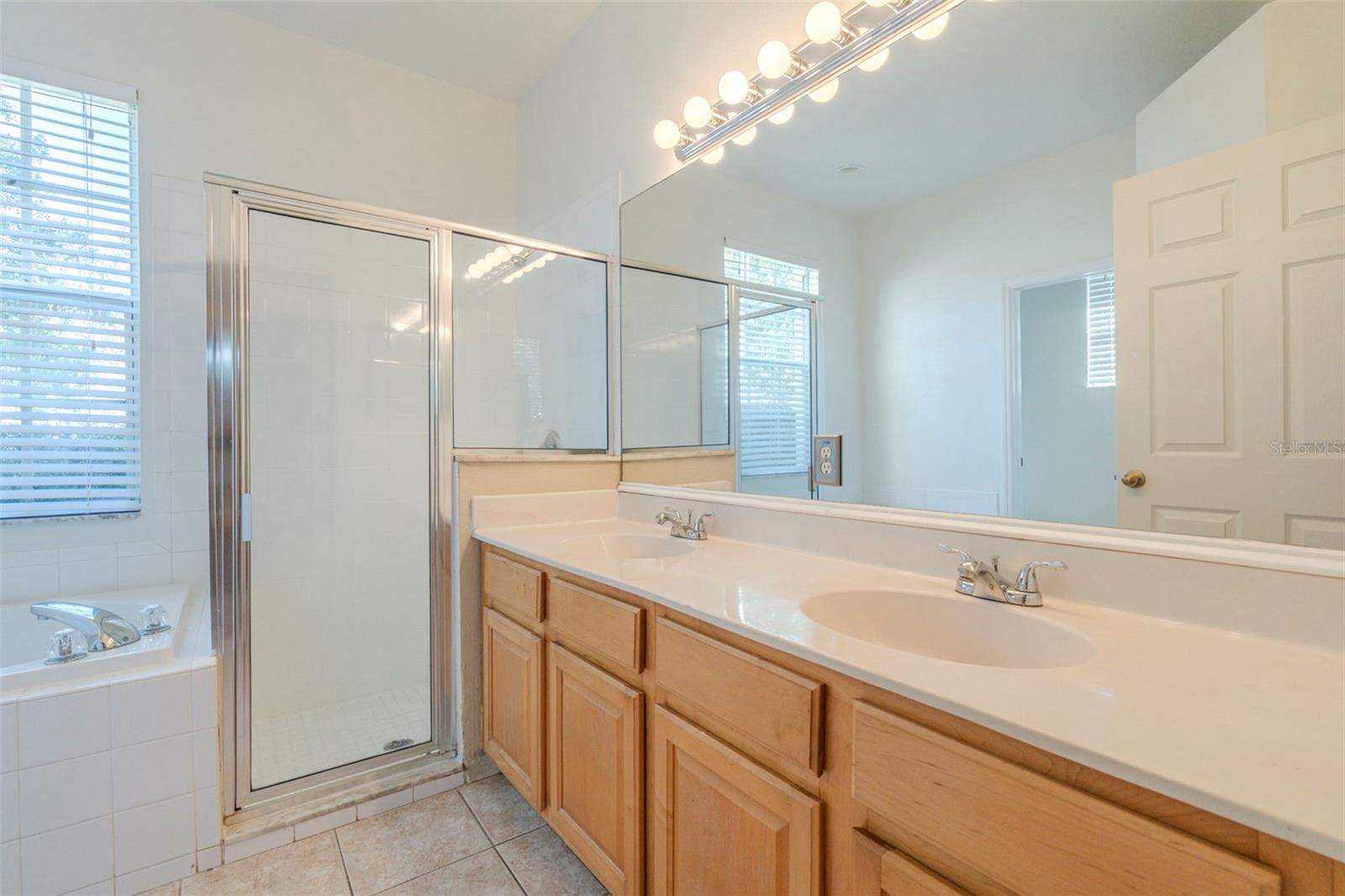 Image 24 of 31 For 2804 Spring Meadow Drive