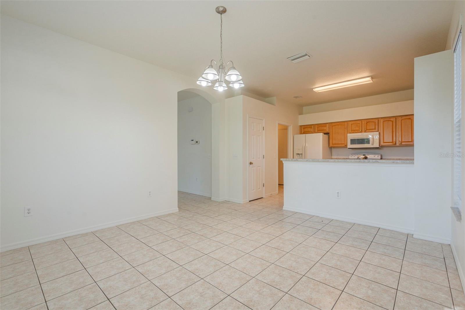 Image 5 of 31 For 2804 Spring Meadow Drive