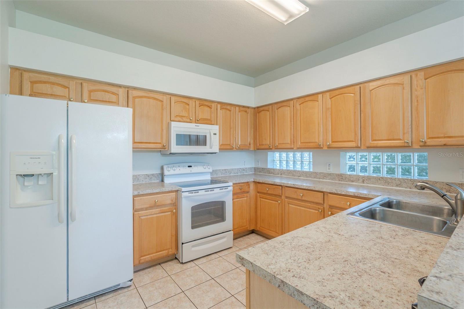 Image 7 of 31 For 2804 Spring Meadow Drive