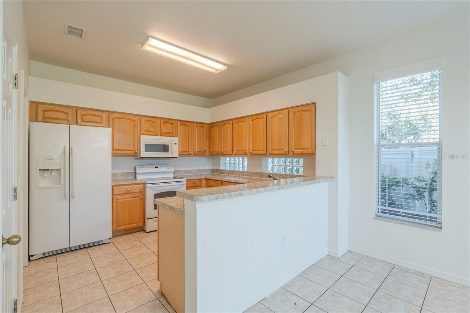 Image 8 of 31 For 2804 Spring Meadow Drive