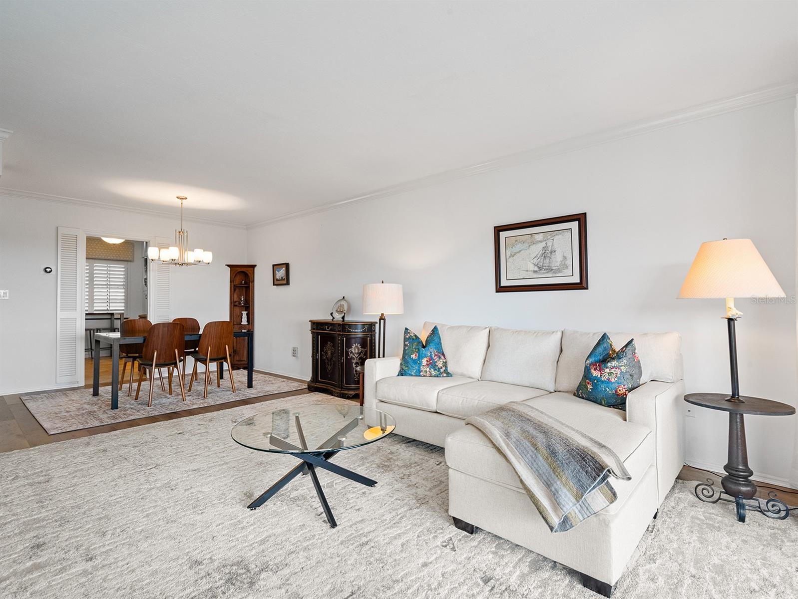 Image 14 of 41 For 100 Interlachen Avenue 503