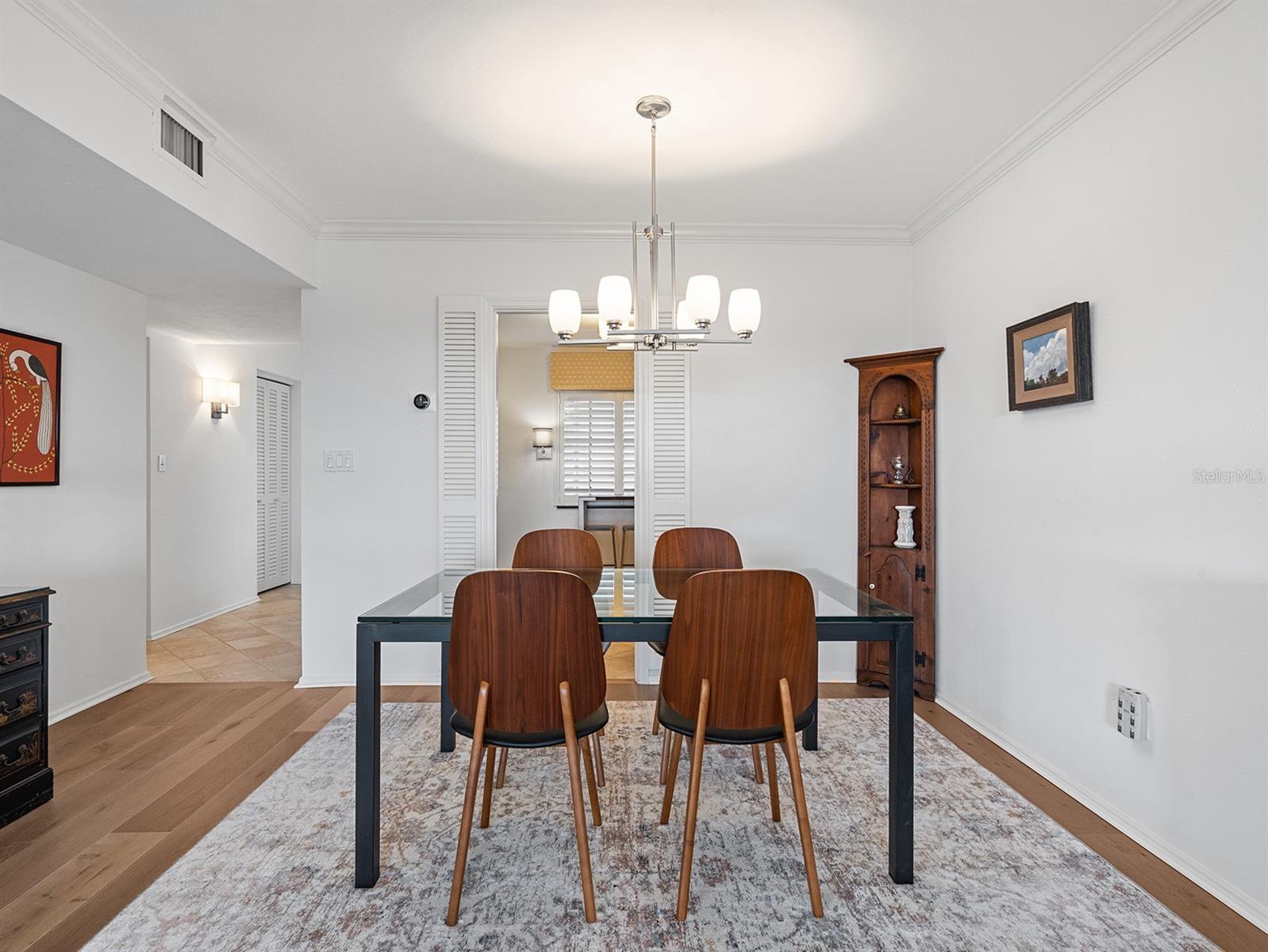 Image 15 of 41 For 100 Interlachen Avenue 503