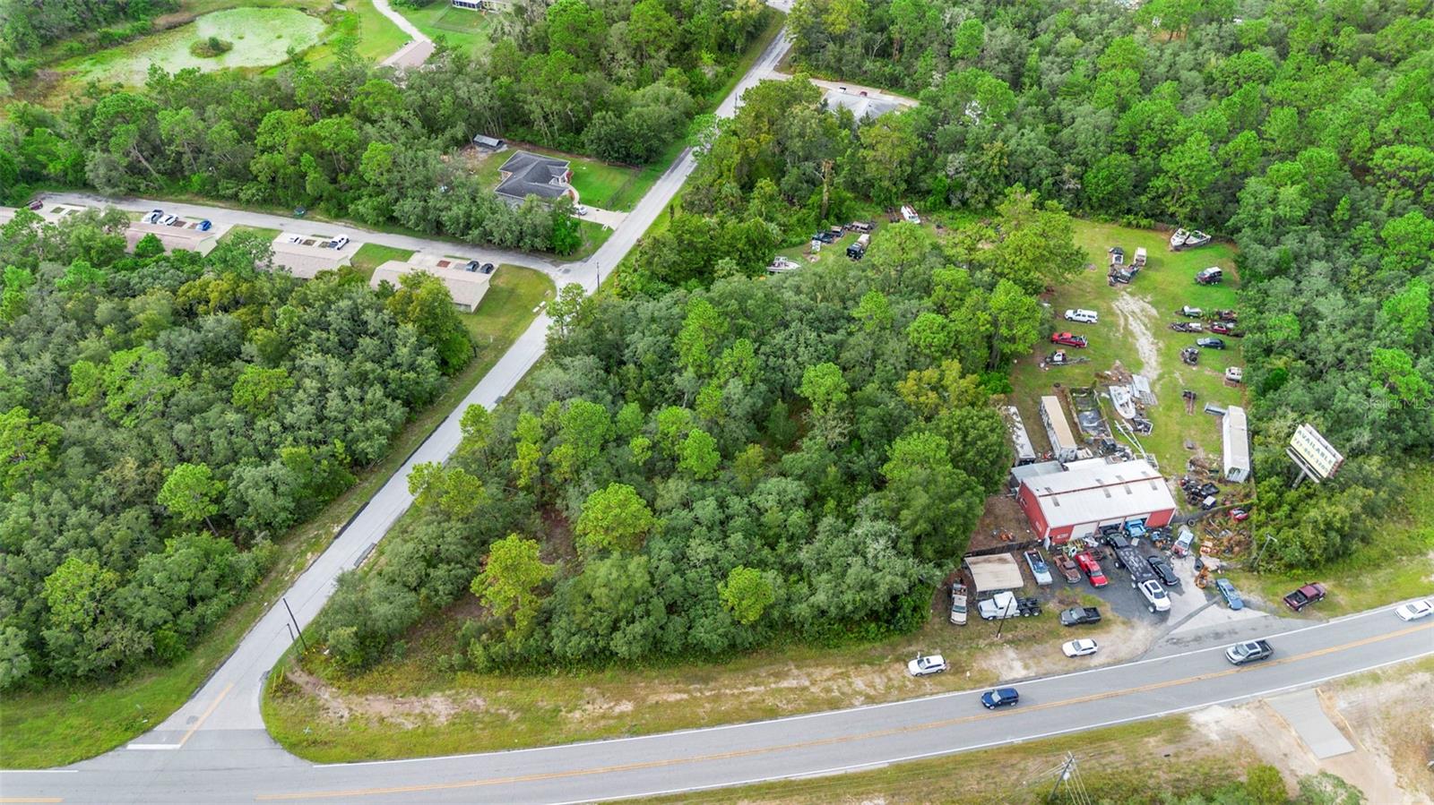 Image 41 of 53 For 6011 Homosassa Trail