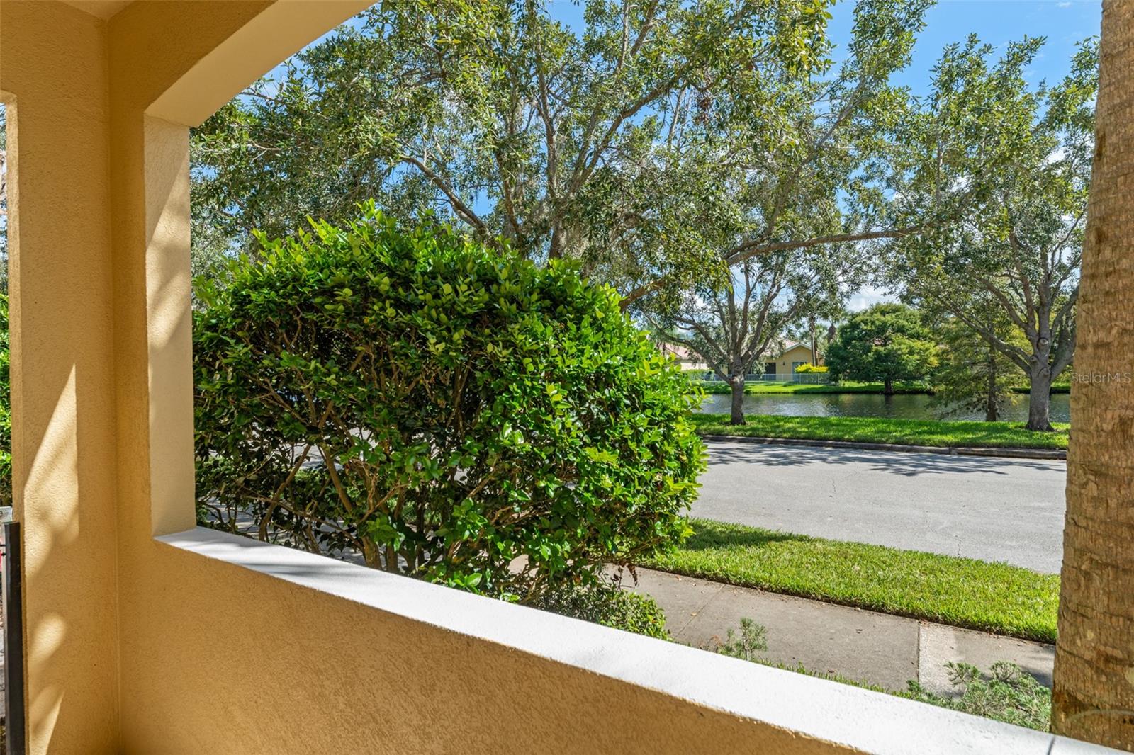 Image 4 of 62 For 11938 Kipper Drive