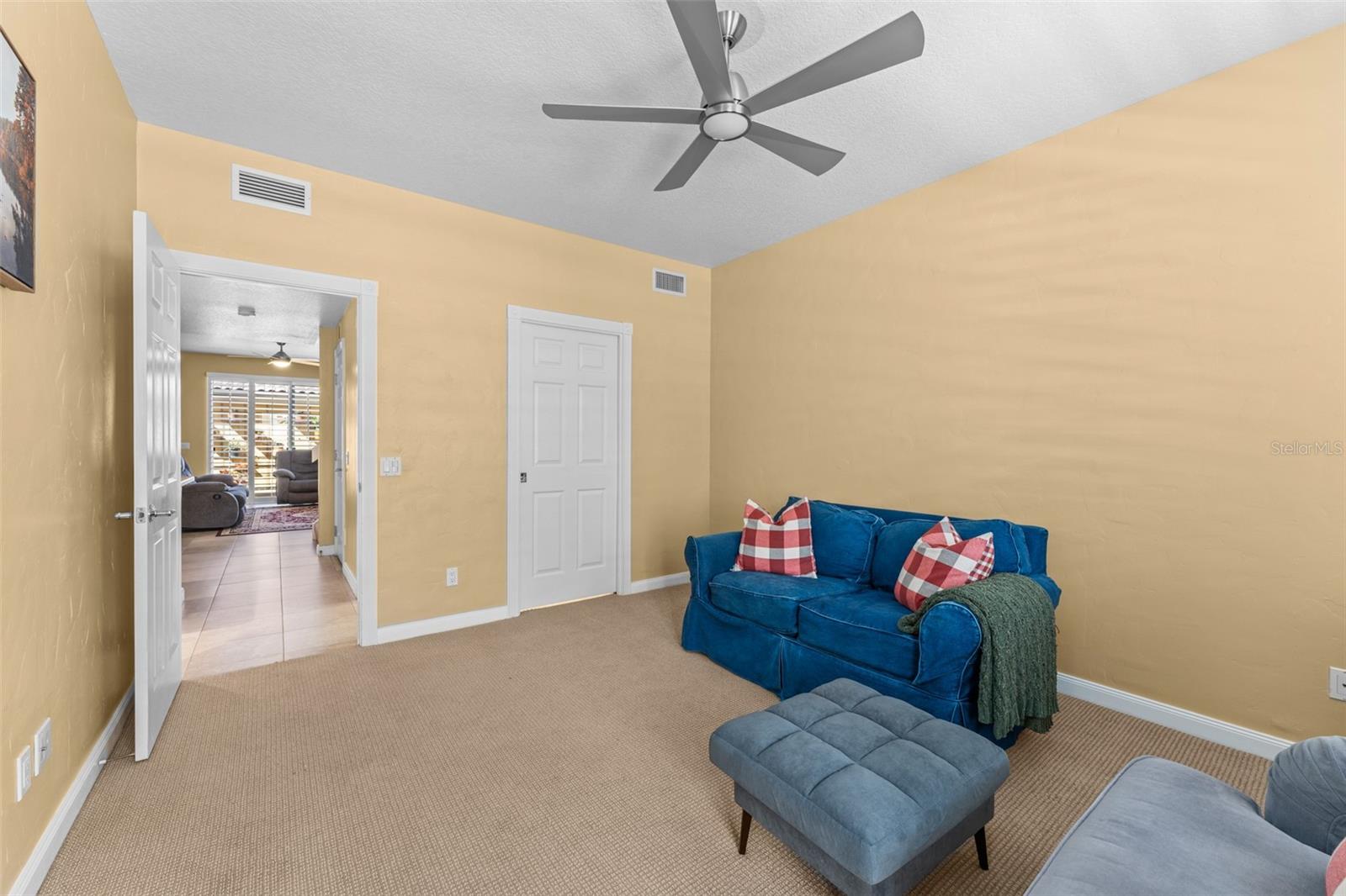 Image 40 of 62 For 11938 Kipper Drive