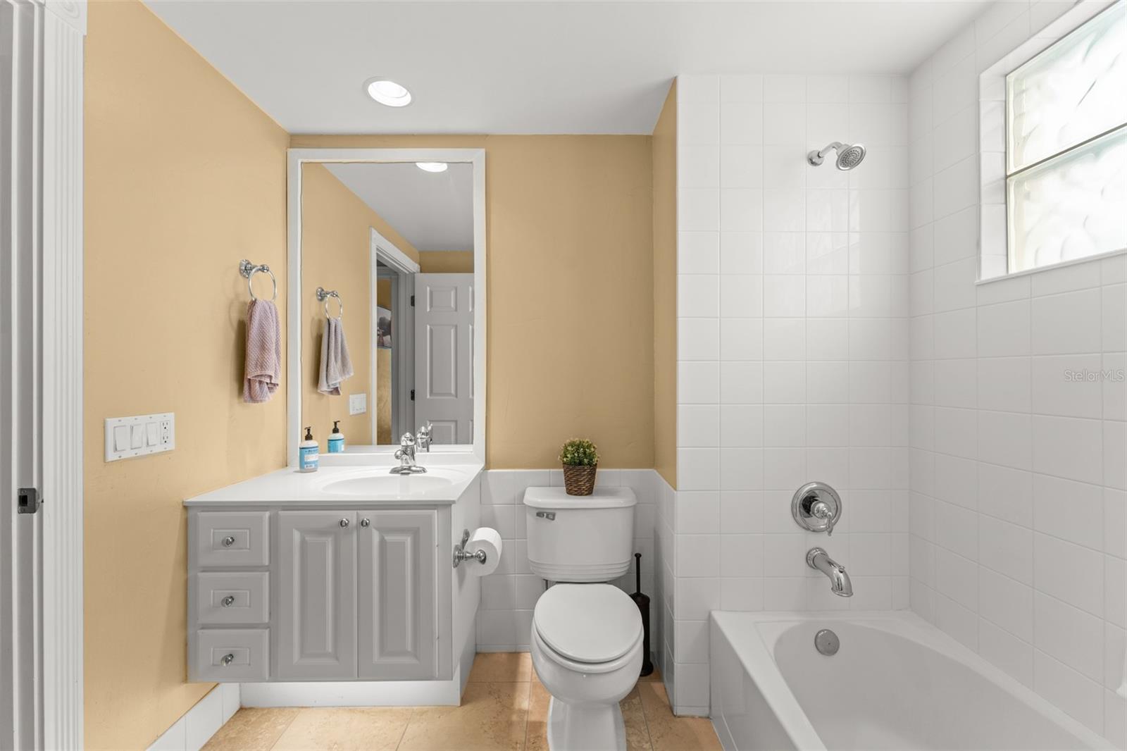 Image 43 of 62 For 11938 Kipper Drive