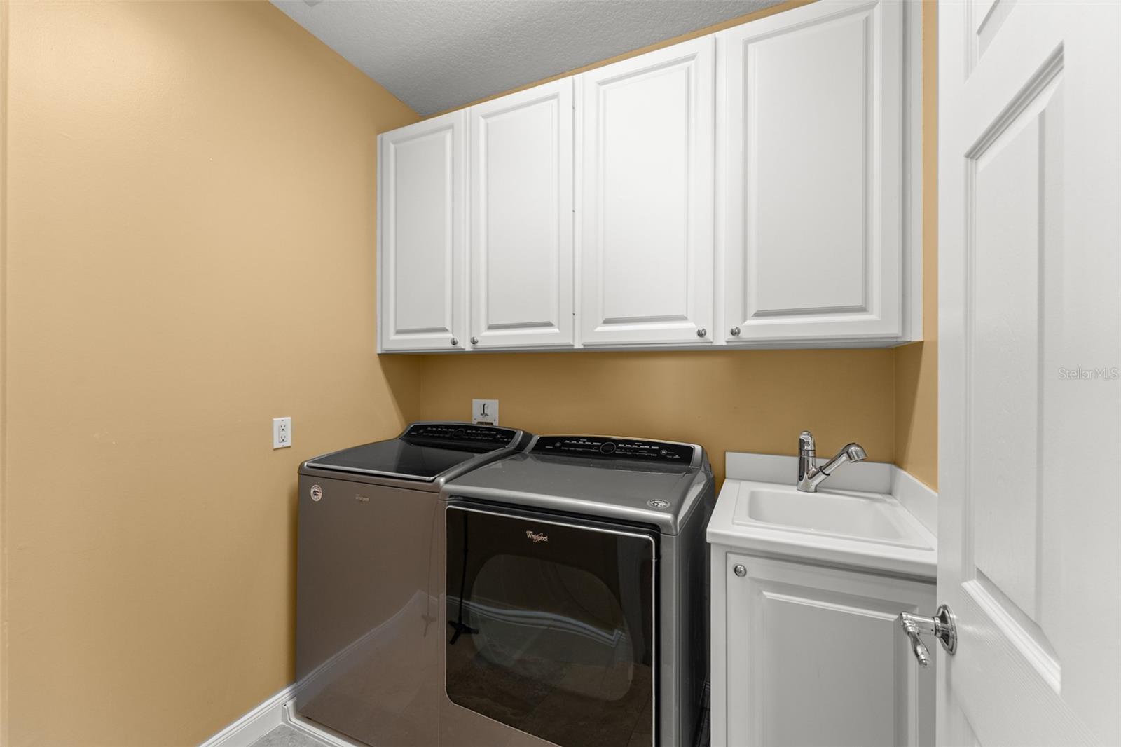 Image 45 of 62 For 11938 Kipper Drive