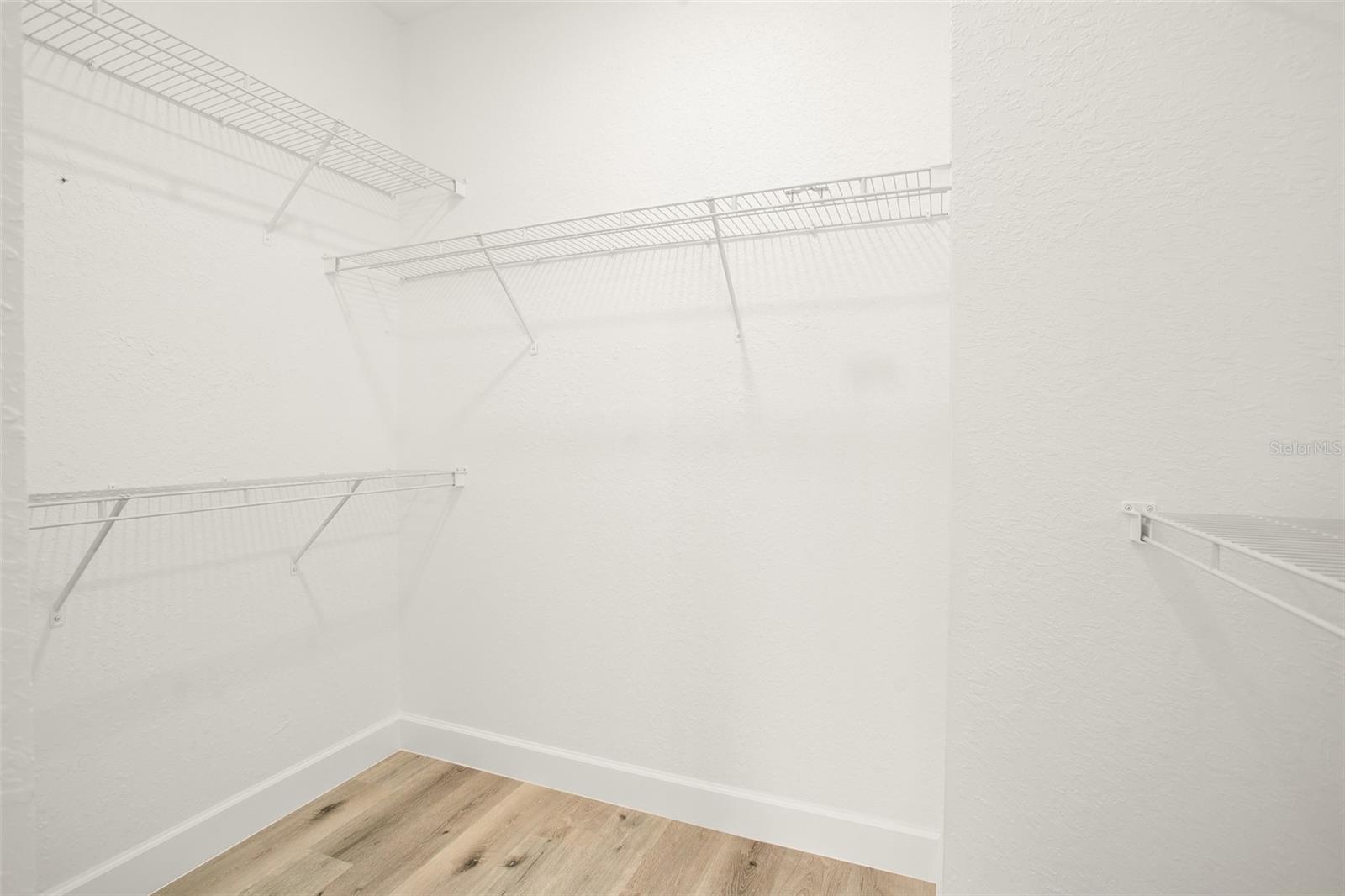 Image 20 of 42 For 6119 Metrowest Boulevard 106