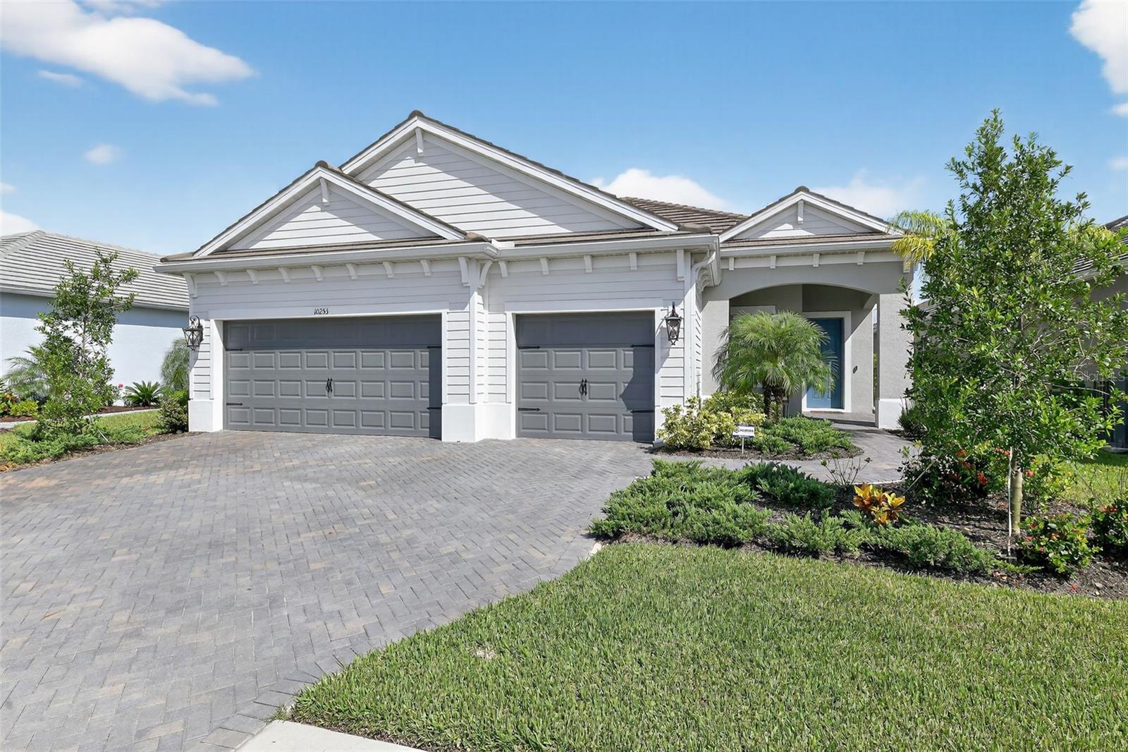 Details for 10253 Canaveral Circle, SARASOTA, FL 34241