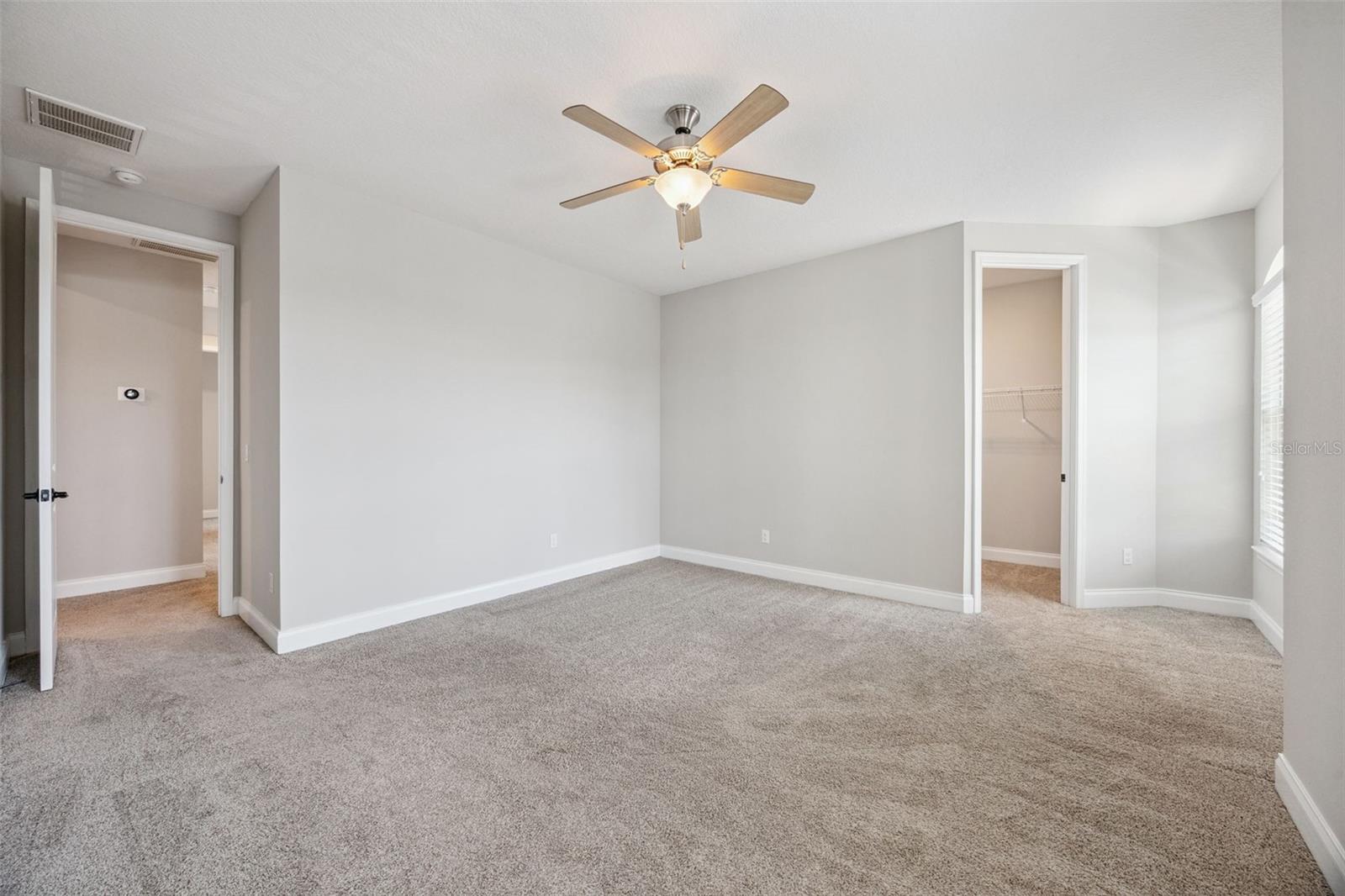 Image 37 of 52 For 8379 Vivaro Isle Way