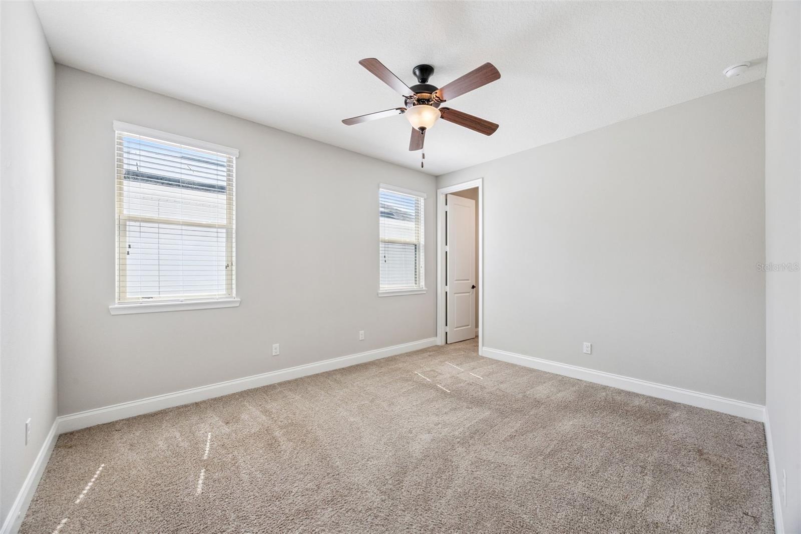 Image 39 of 52 For 8379 Vivaro Isle Way