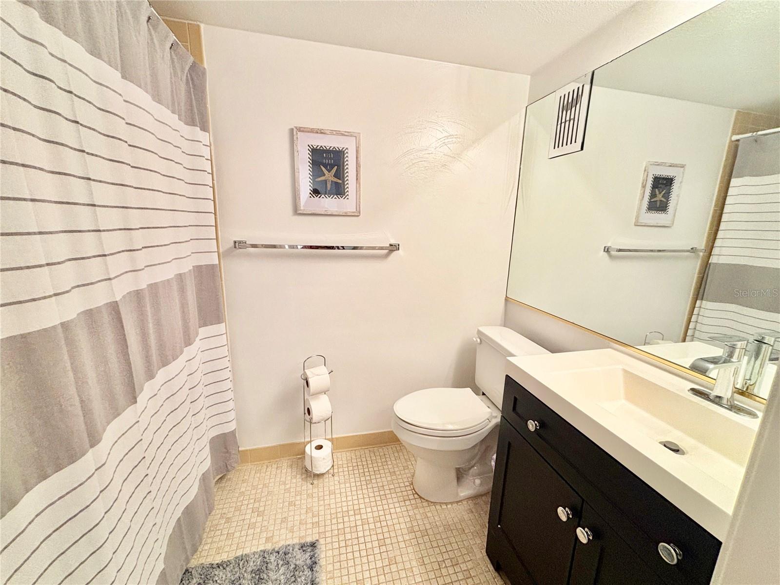 Image 10 of 15 For 4501 Atlantic Avenue 513