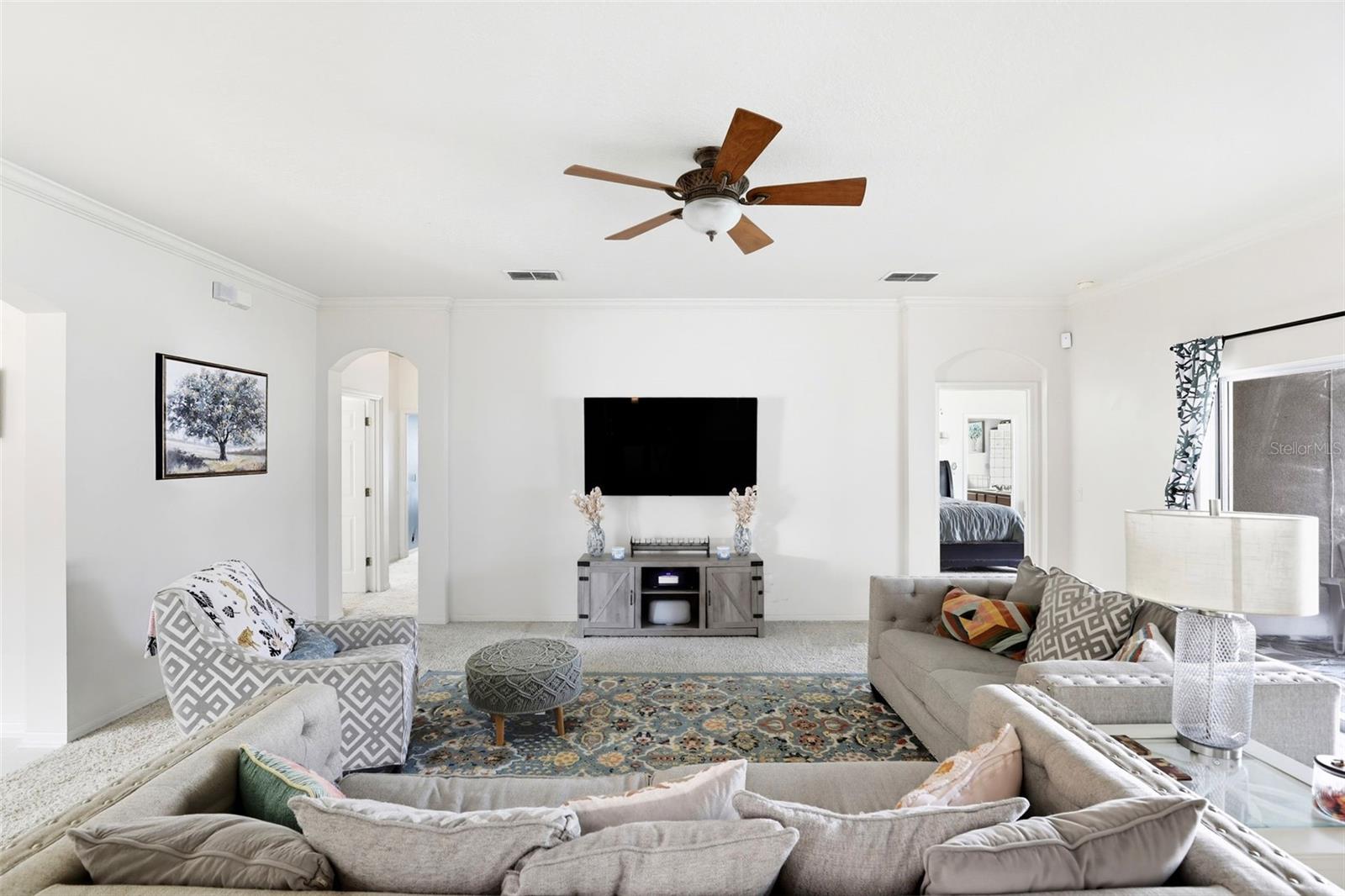 Image 7 of 43 For 5895 Autumn Chase Circle