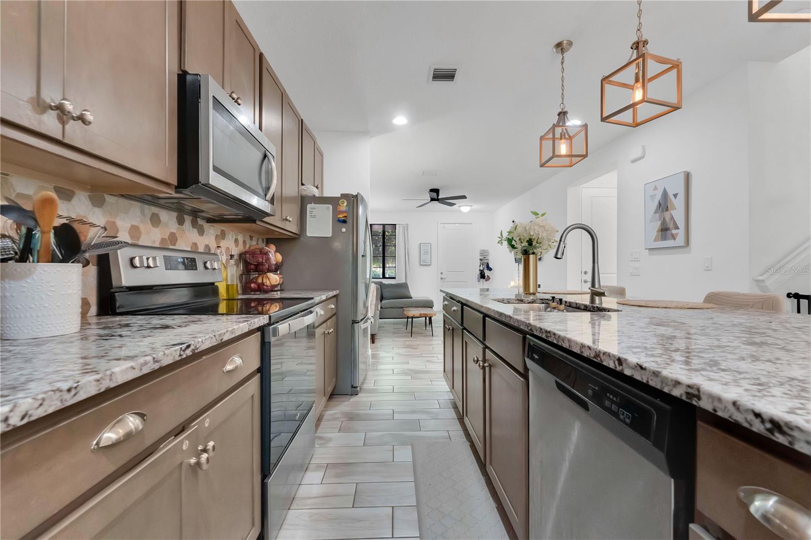 Image 6 of 23 For 3374 5th Street