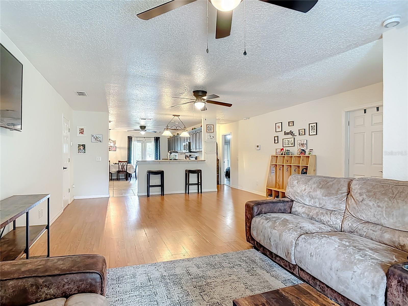 Image 12 of 55 For 111 Colomba Road