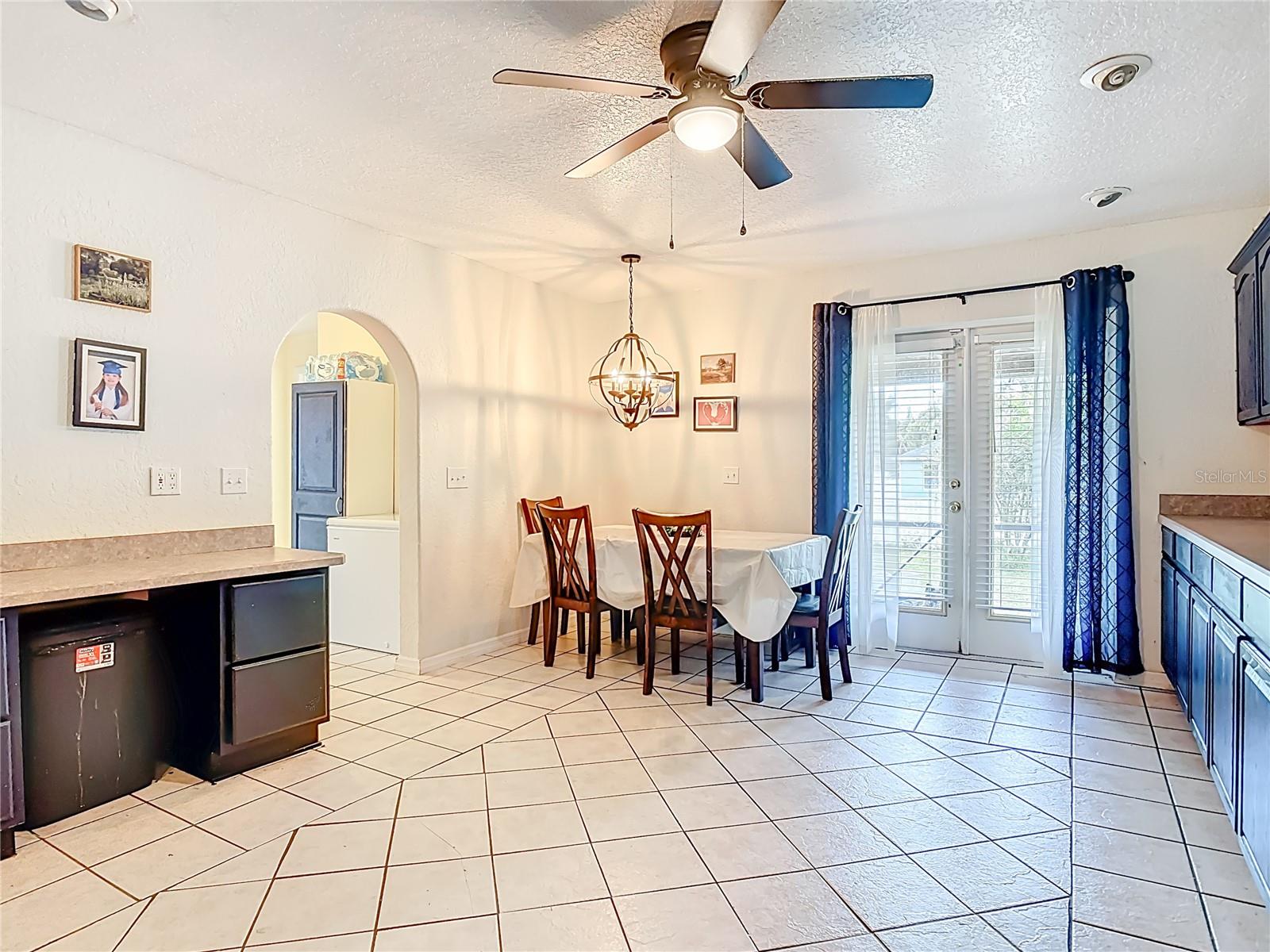 Image 22 of 55 For 111 Colomba Road