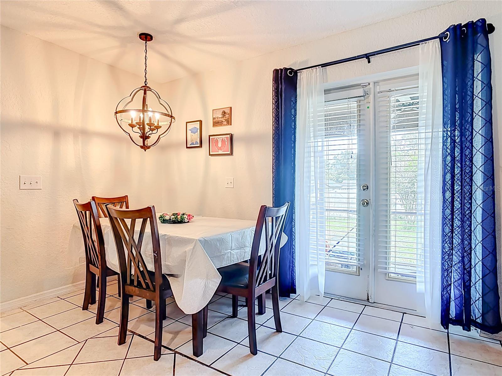 Image 23 of 55 For 111 Colomba Road