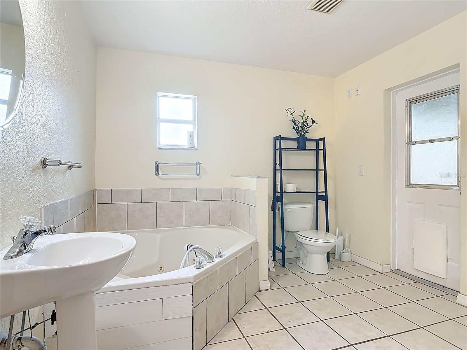 Image 46 of 55 For 111 Colomba Road