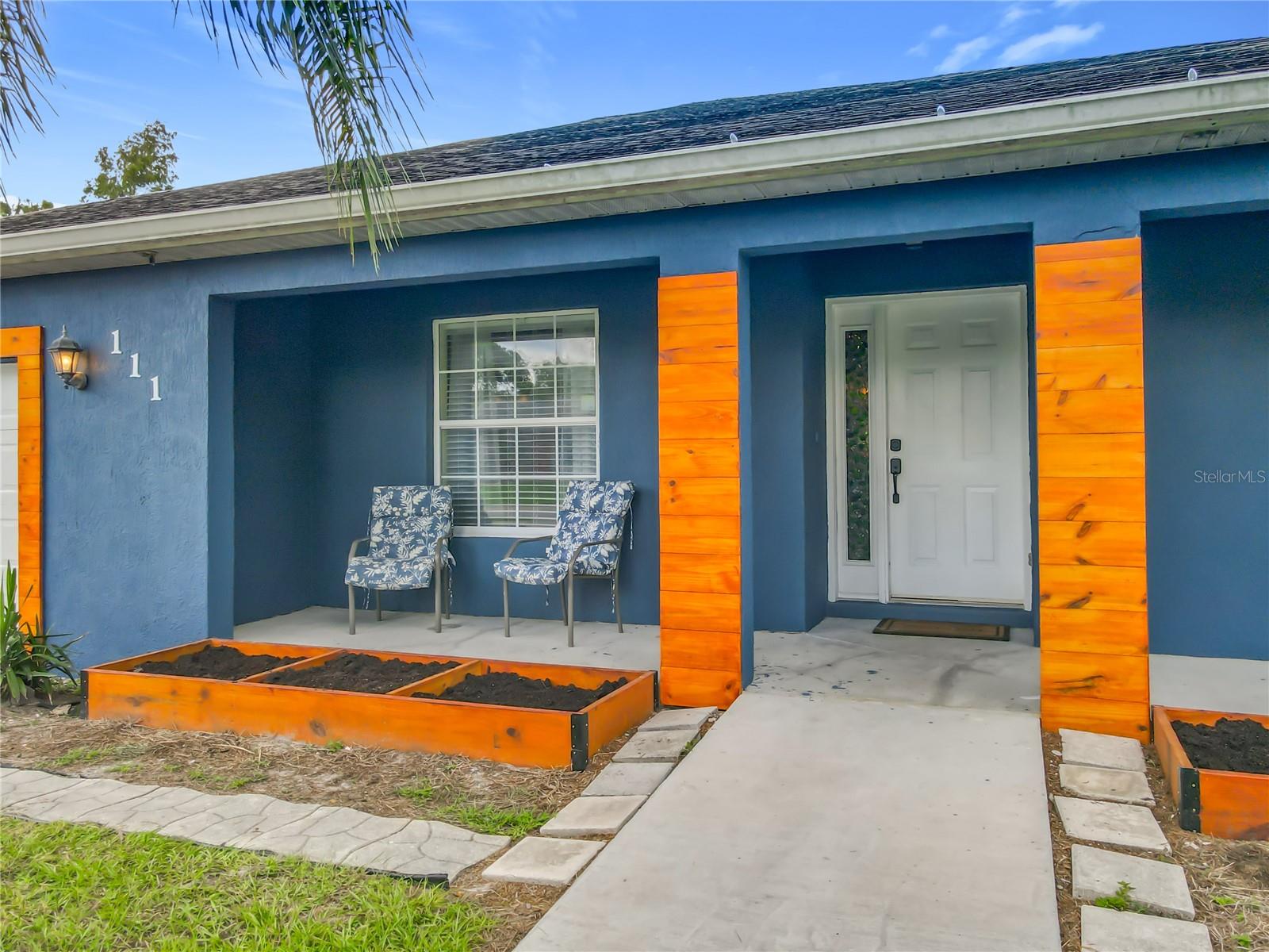 Image 5 of 55 For 111 Colomba Road