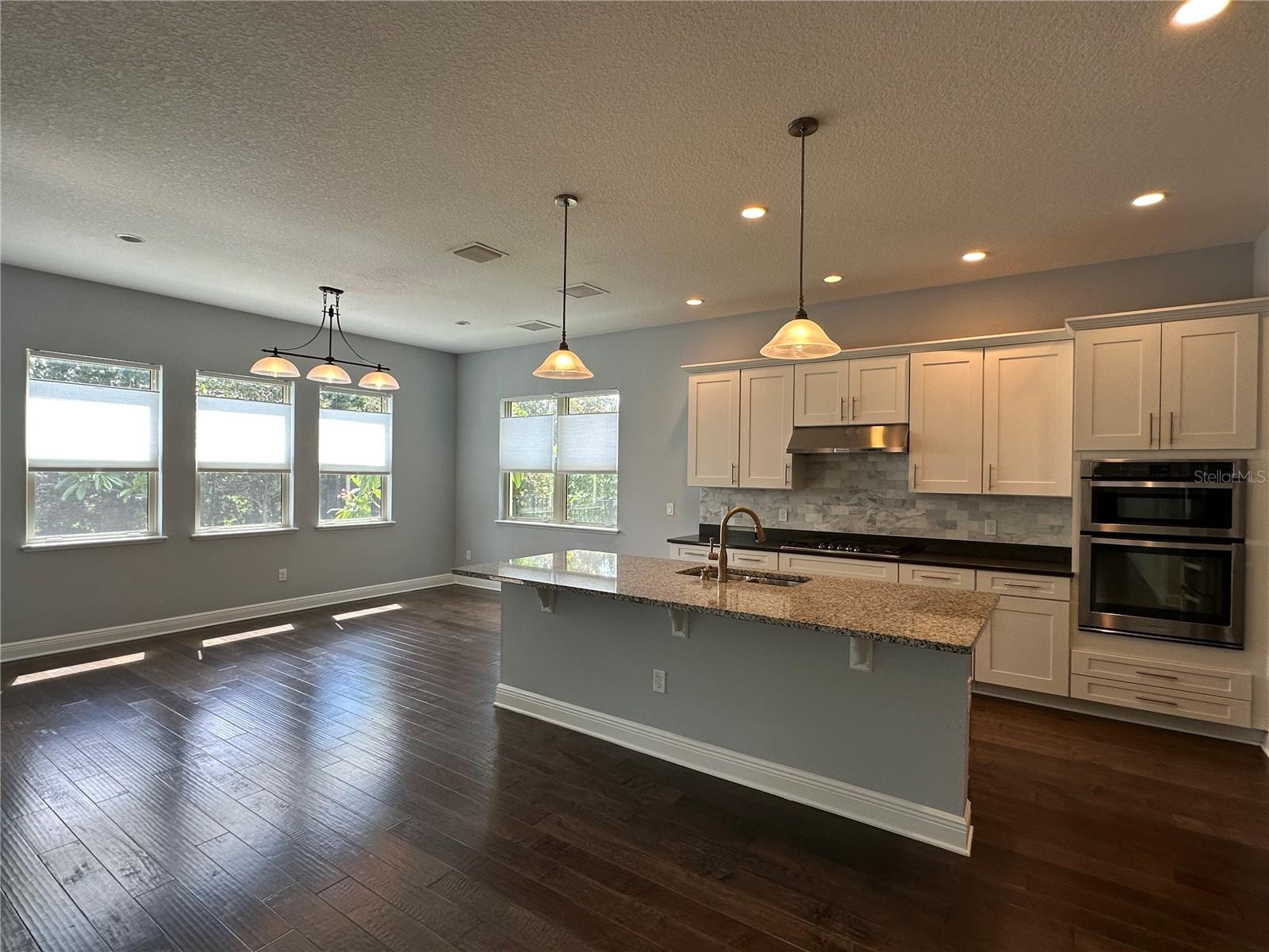 Image 5 of 77 For 15702 Shorebird Lane
