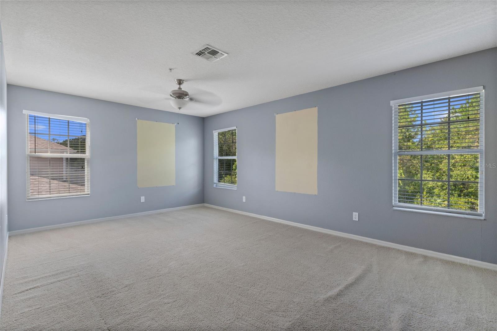 Image 33 of 49 For 9932 Caroline Park Drive