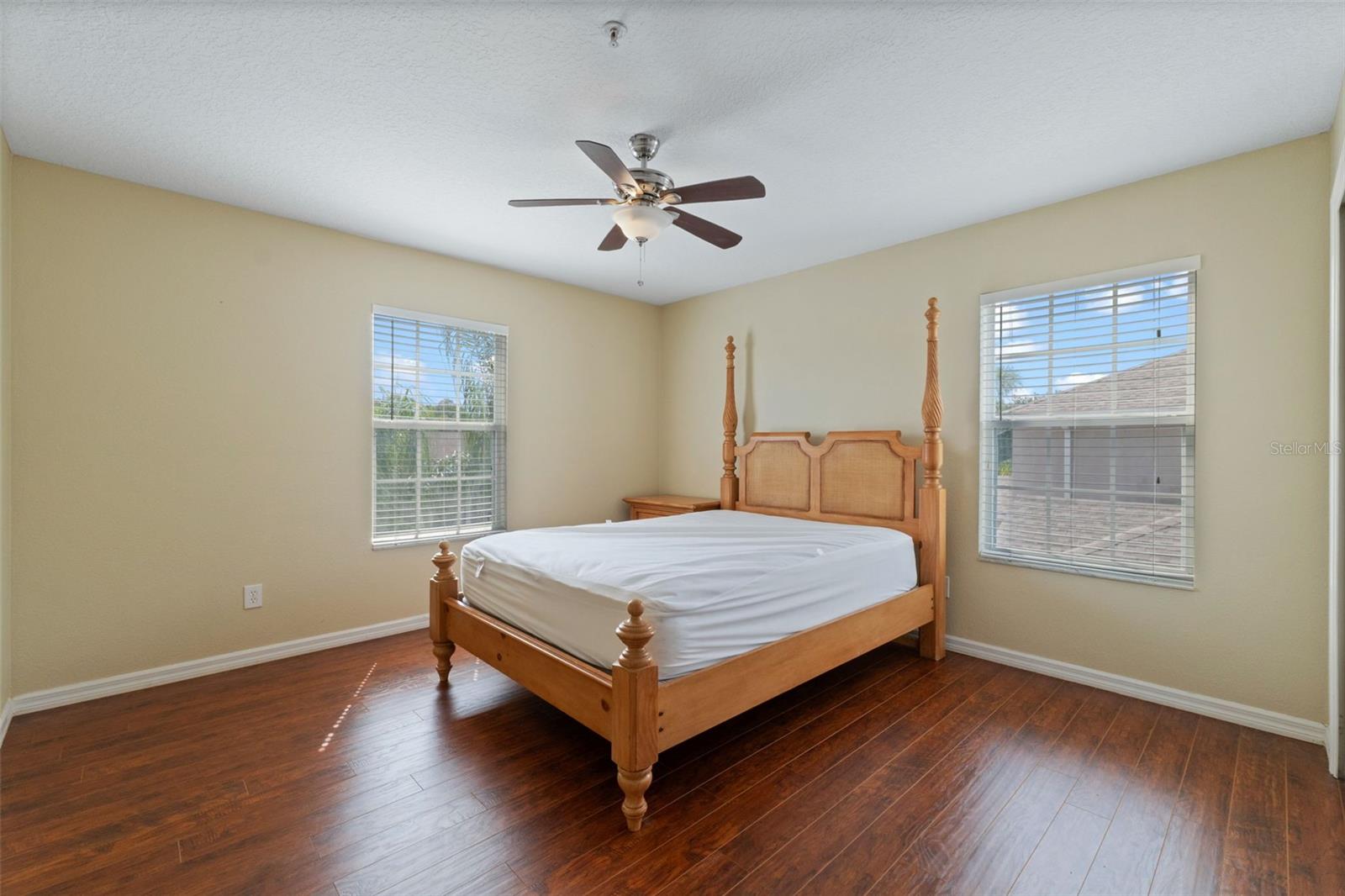 Image 37 of 49 For 9932 Caroline Park Drive