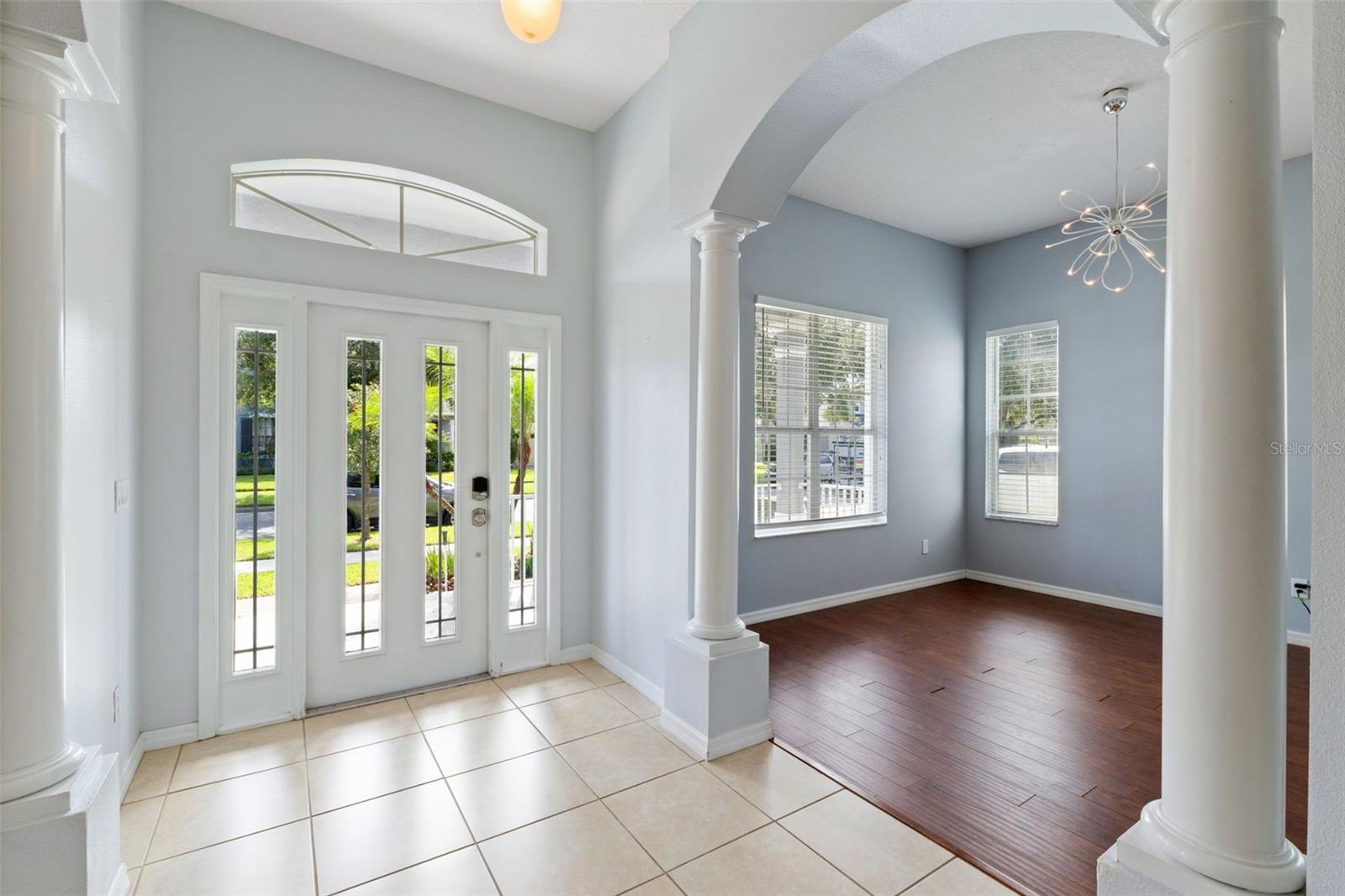 Image 7 of 49 For 9932 Caroline Park Drive
