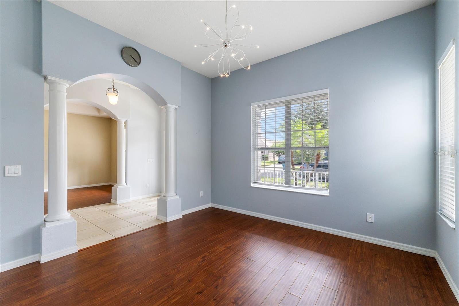 Image 8 of 49 For 9932 Caroline Park Drive