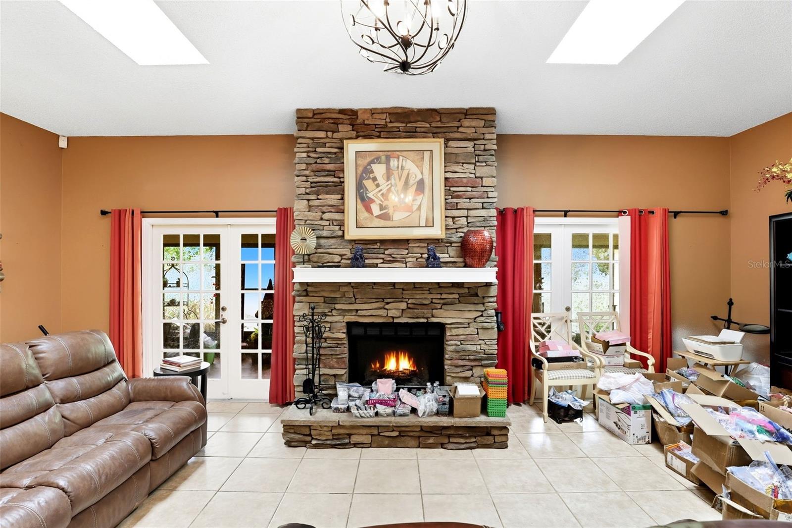 Image 11 of 35 For 1354 Deer Lake Circle