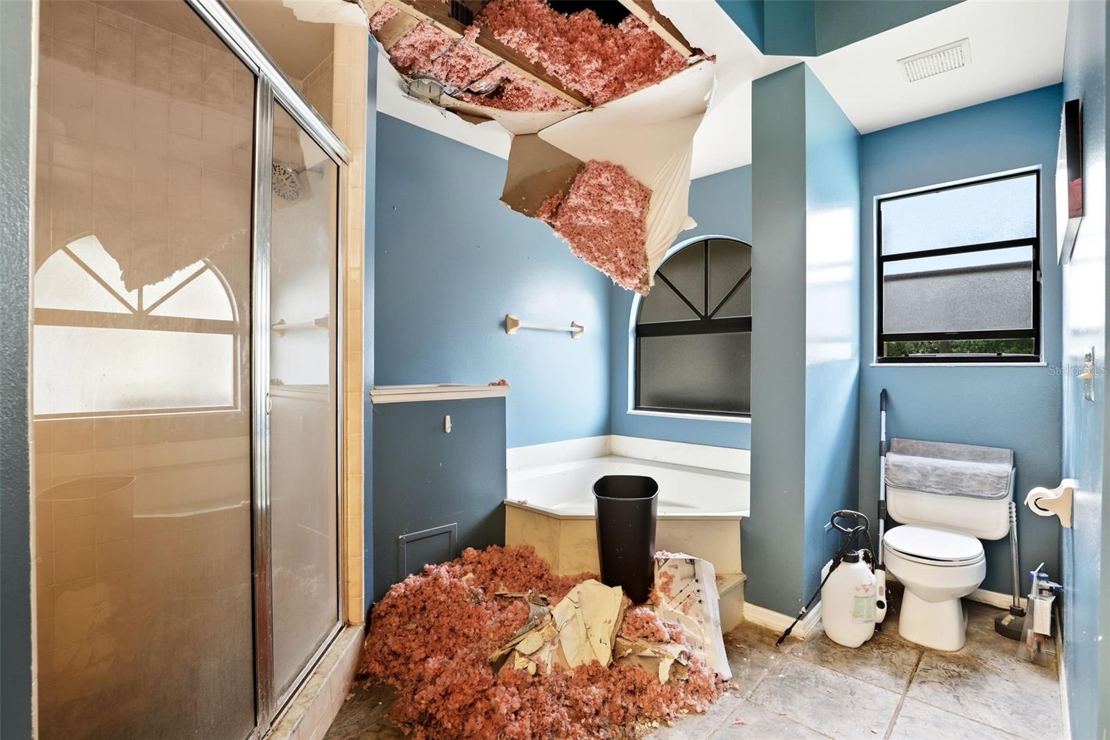 Image 20 of 35 For 1354 Deer Lake Circle