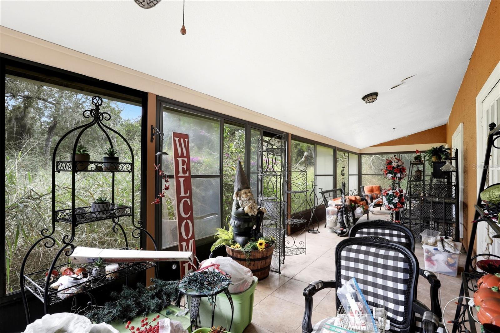 Image 25 of 35 For 1354 Deer Lake Circle